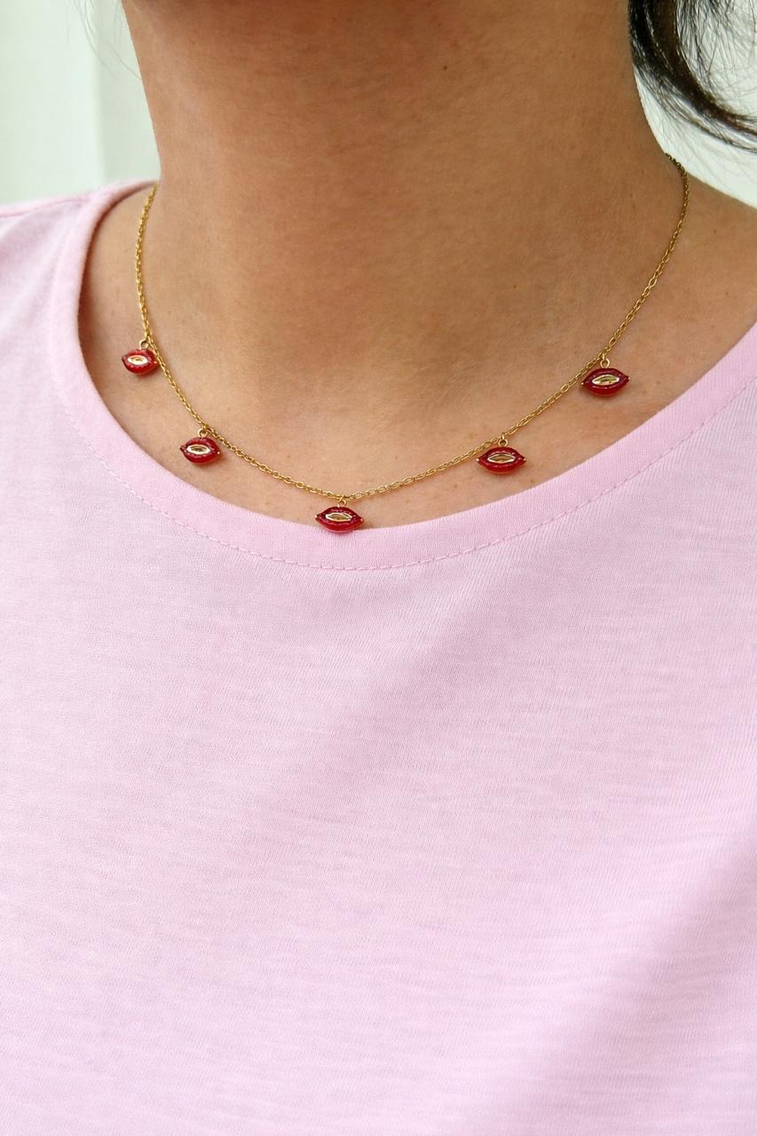 Collar Labios Rojos