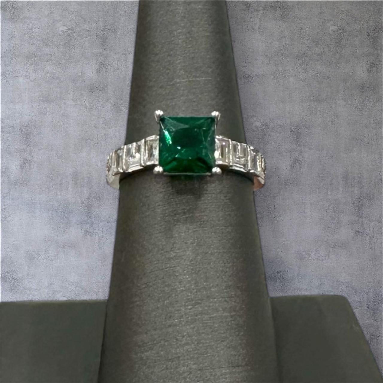 Anillo Zirconia Verde
