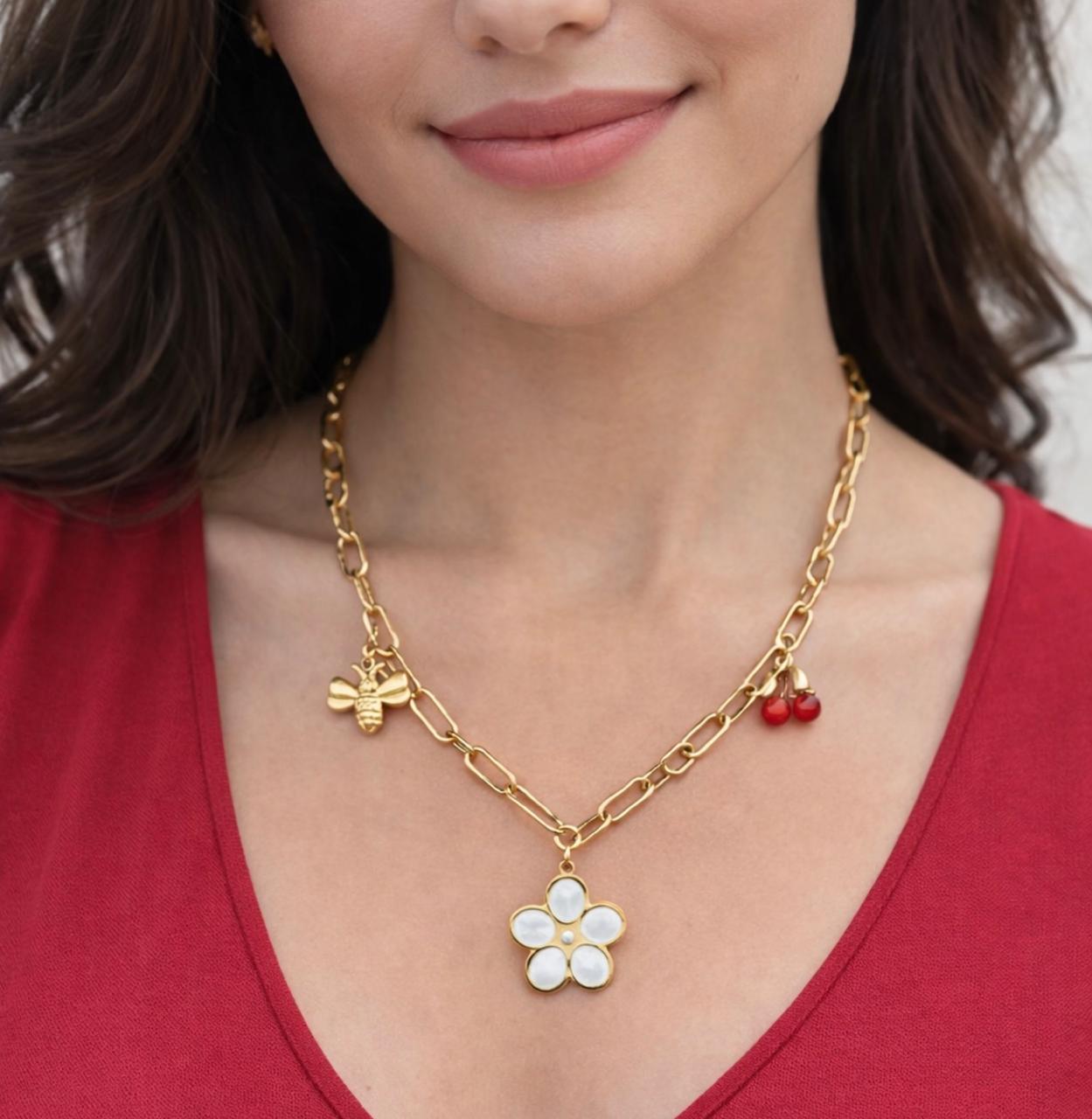 Collar Flor y Cerezas