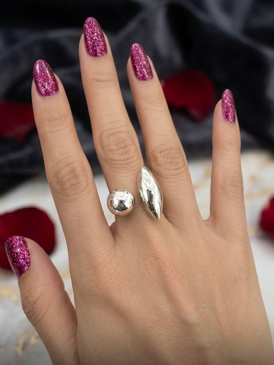 Anillo esfera y semilla