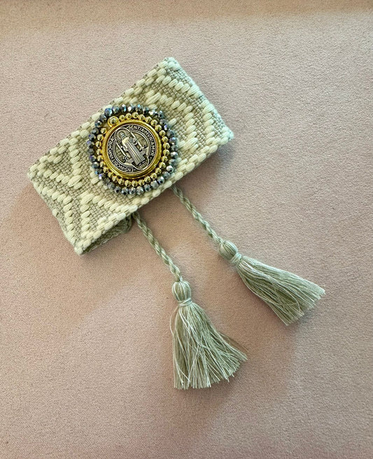 Pulsera Medalla Bordada