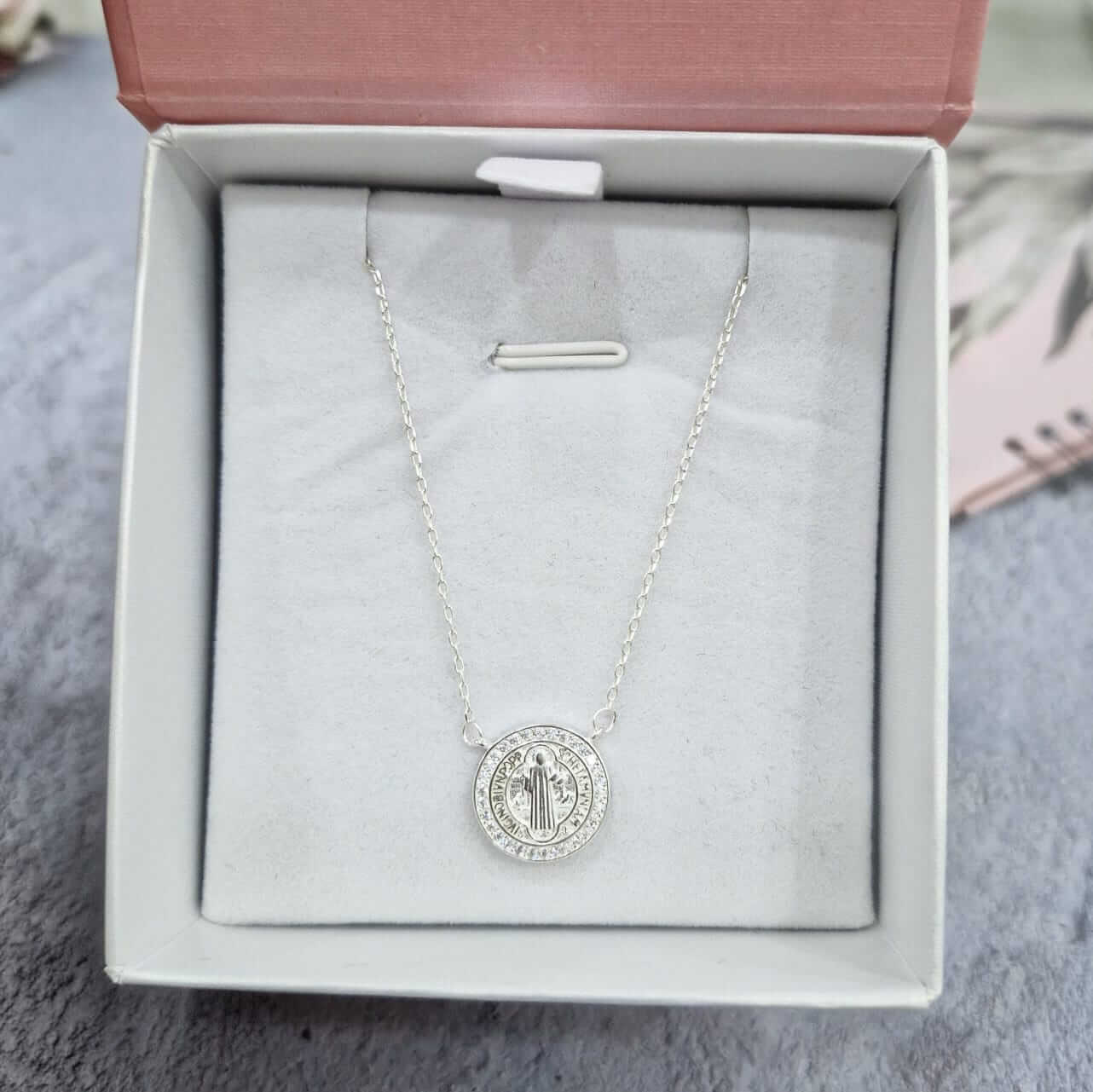 Collar San Benito